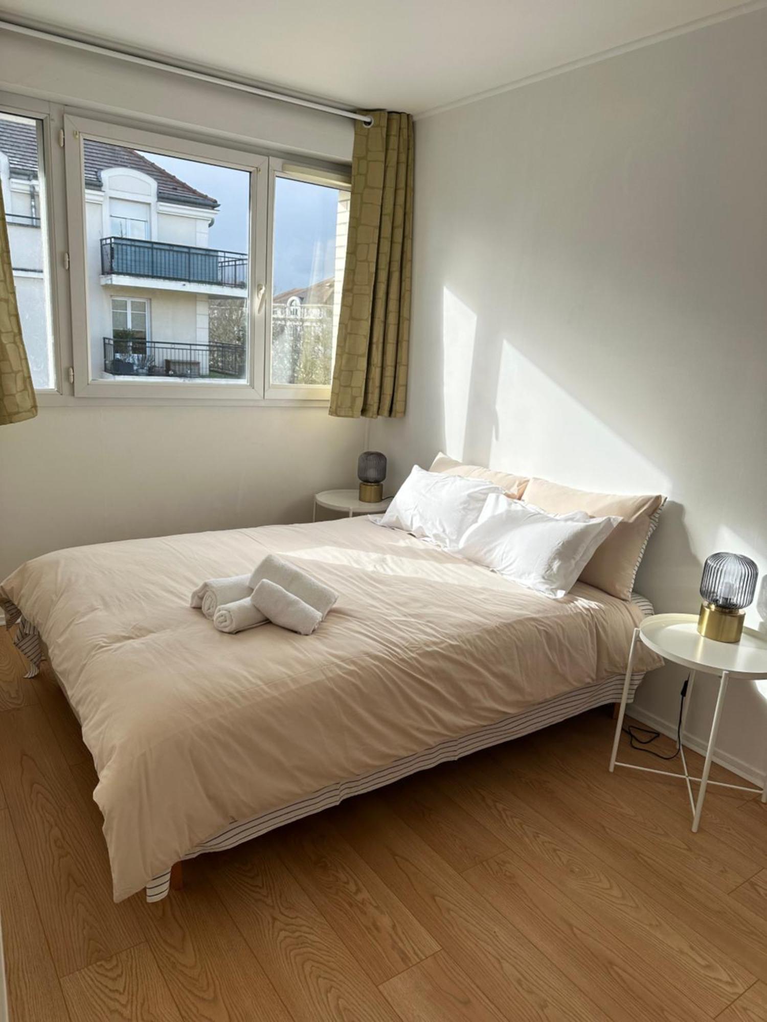 Jade Apart Bussy Centre Disney 10Min Exteriör bild