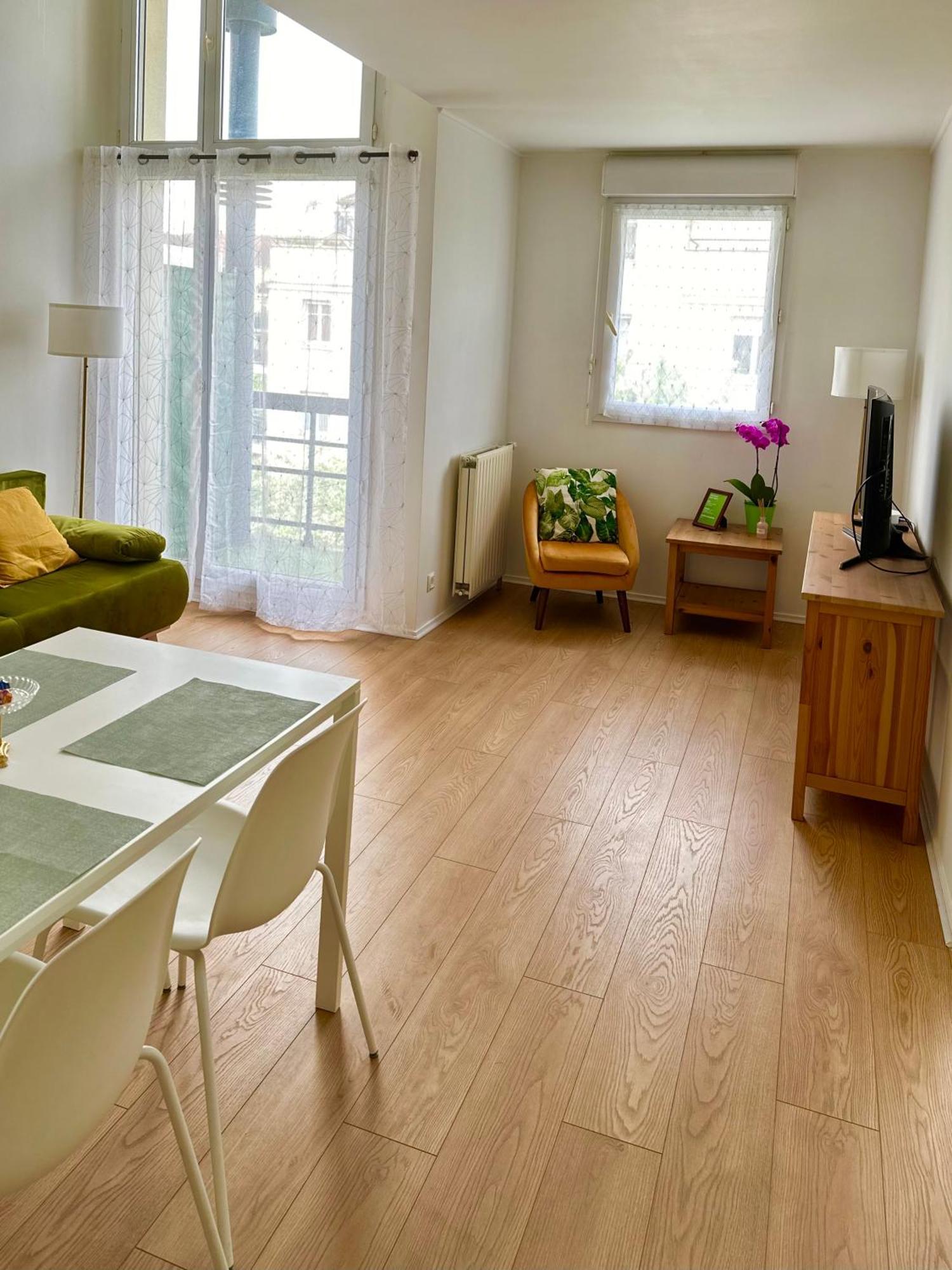 Jade Apart Bussy Centre Disney 10Min Exteriör bild